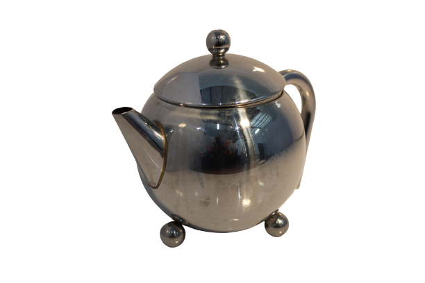 Stainless steel teapot with filter