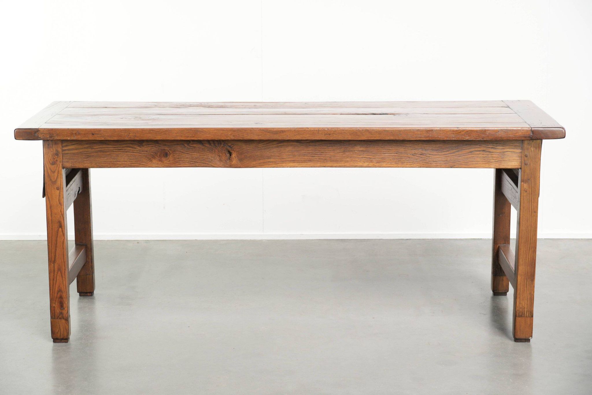 Antique French farmhouse dining table for 4/ 6 people from the 18th century