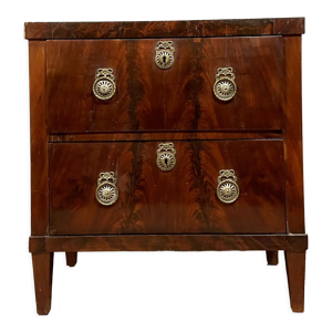 Commode sauteuse de dame