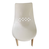 Set of 2 white Calligaris chairs