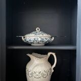 Renovated display case to place or hang