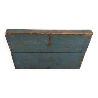 Old storage trunk (c.1920) #112
