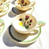 Tasses et sous tasse peint à la main de fleurs ancienne