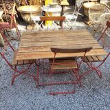 Garden furniture above wood and iron base It is foldable