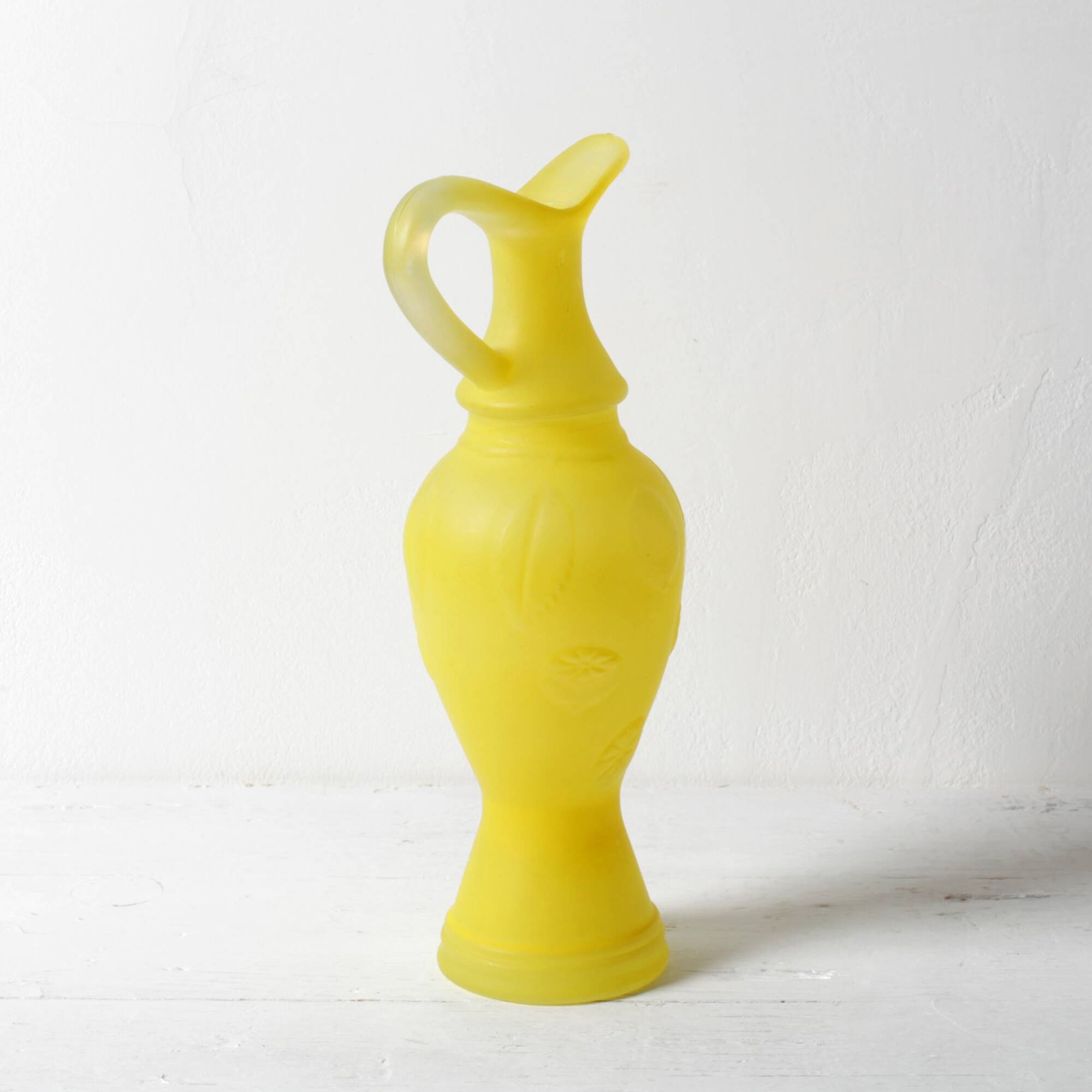 Mid-century Glass Lemon Patterned Yellow Jug / Limoncello Carafe / Italy