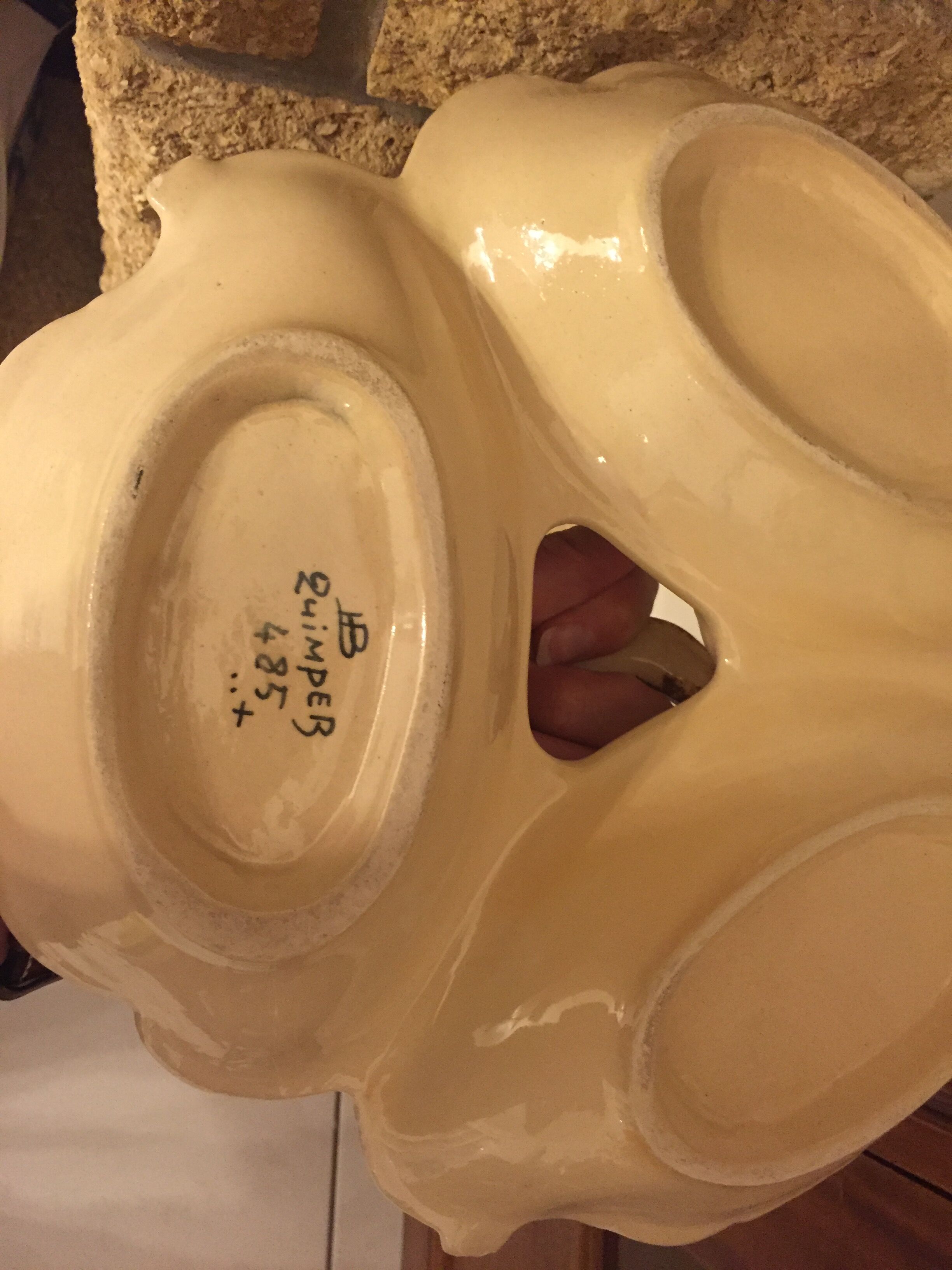 Vintage beggar dish Henriot Quimper