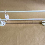 Towel holder