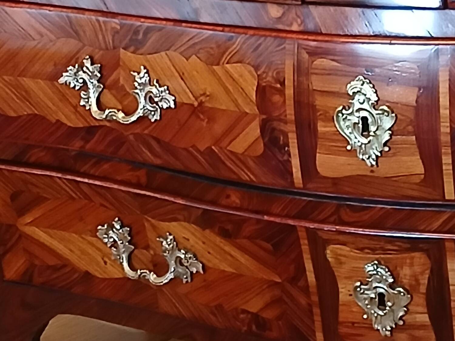 Louis XV Period Commode Stamped Léonard Boudin - Wood Marquetry