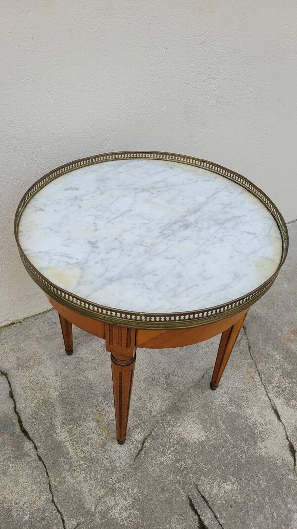 Table basse bouillotte en marbre blanc style Louis xvi ancienne