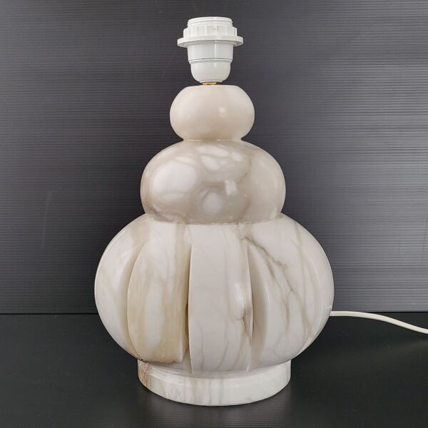 Lampe en albâtre vintage 1970