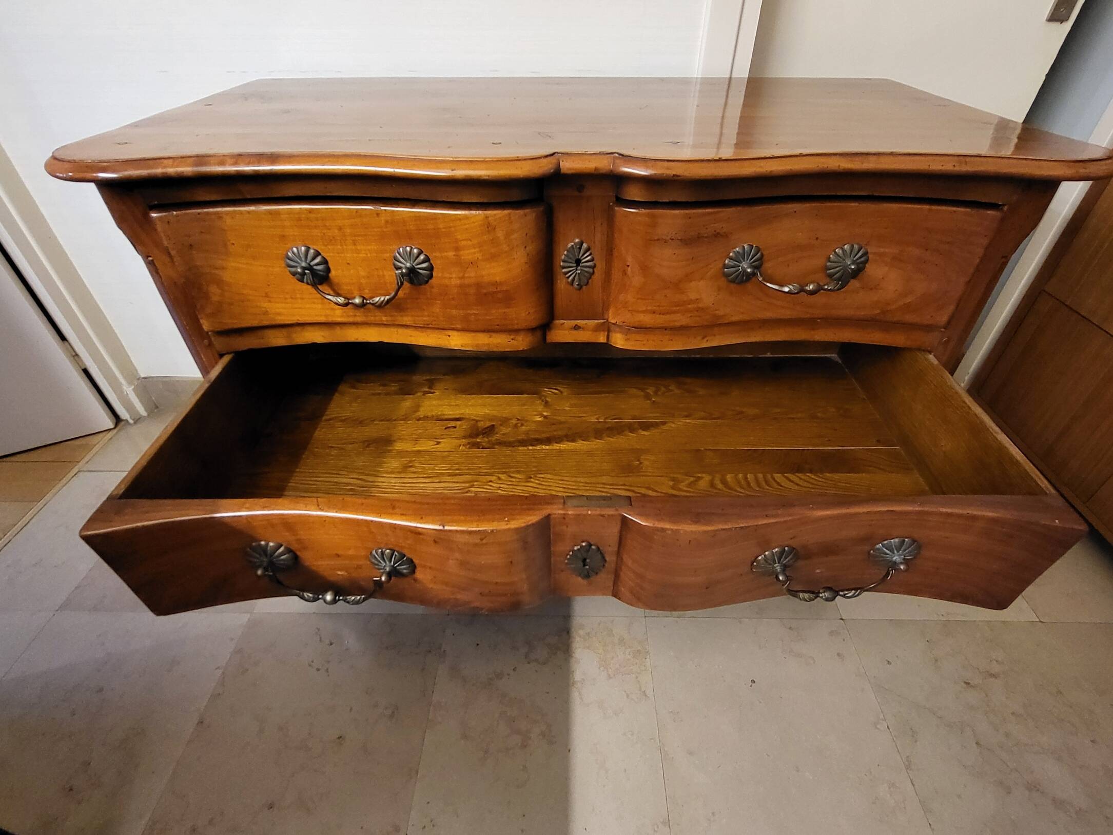 Louis XV style crossbow commode in solid walnut