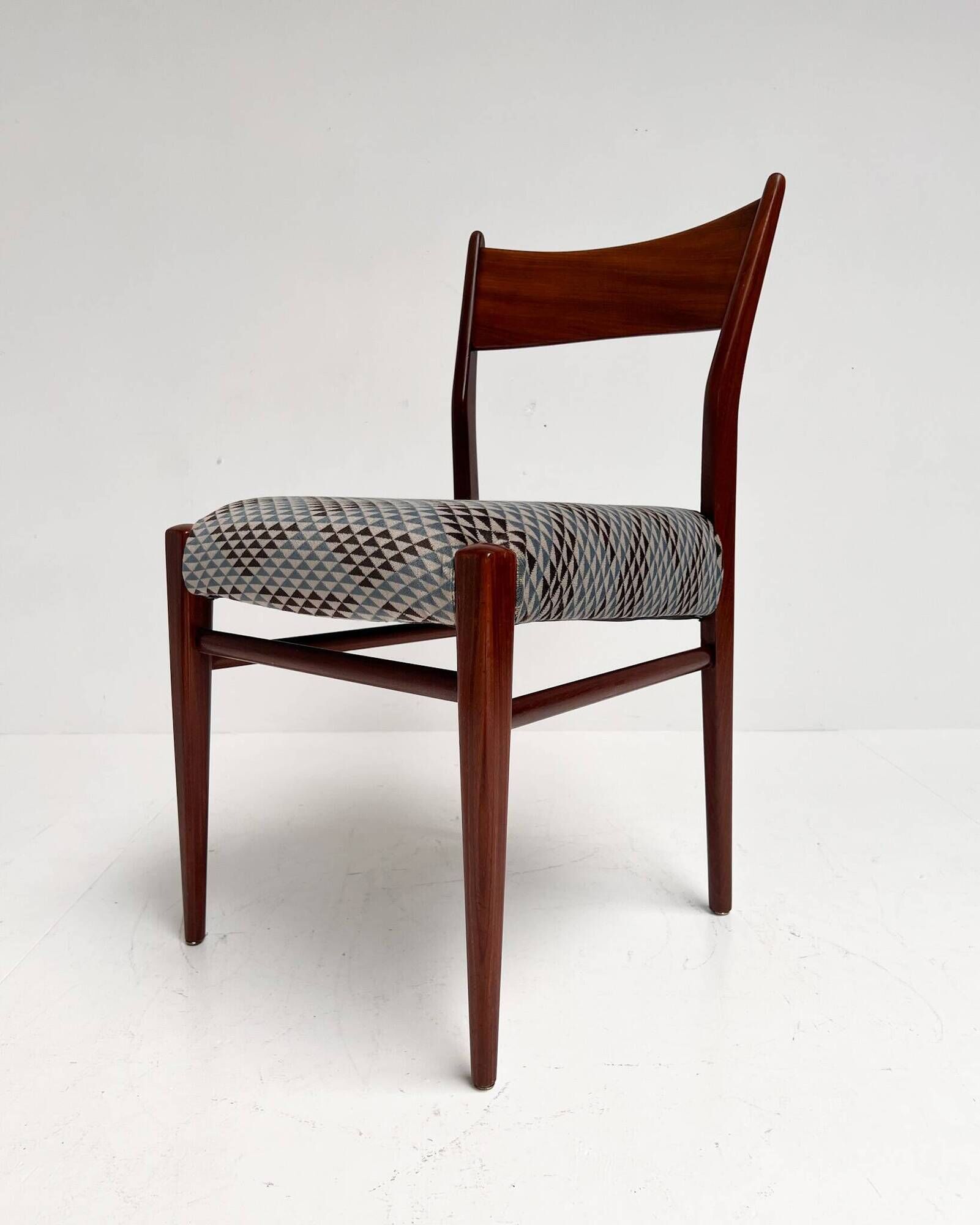Ensemble de 4 chaises SA10 par Cees Braakman pour Pastoe, années 1960.
