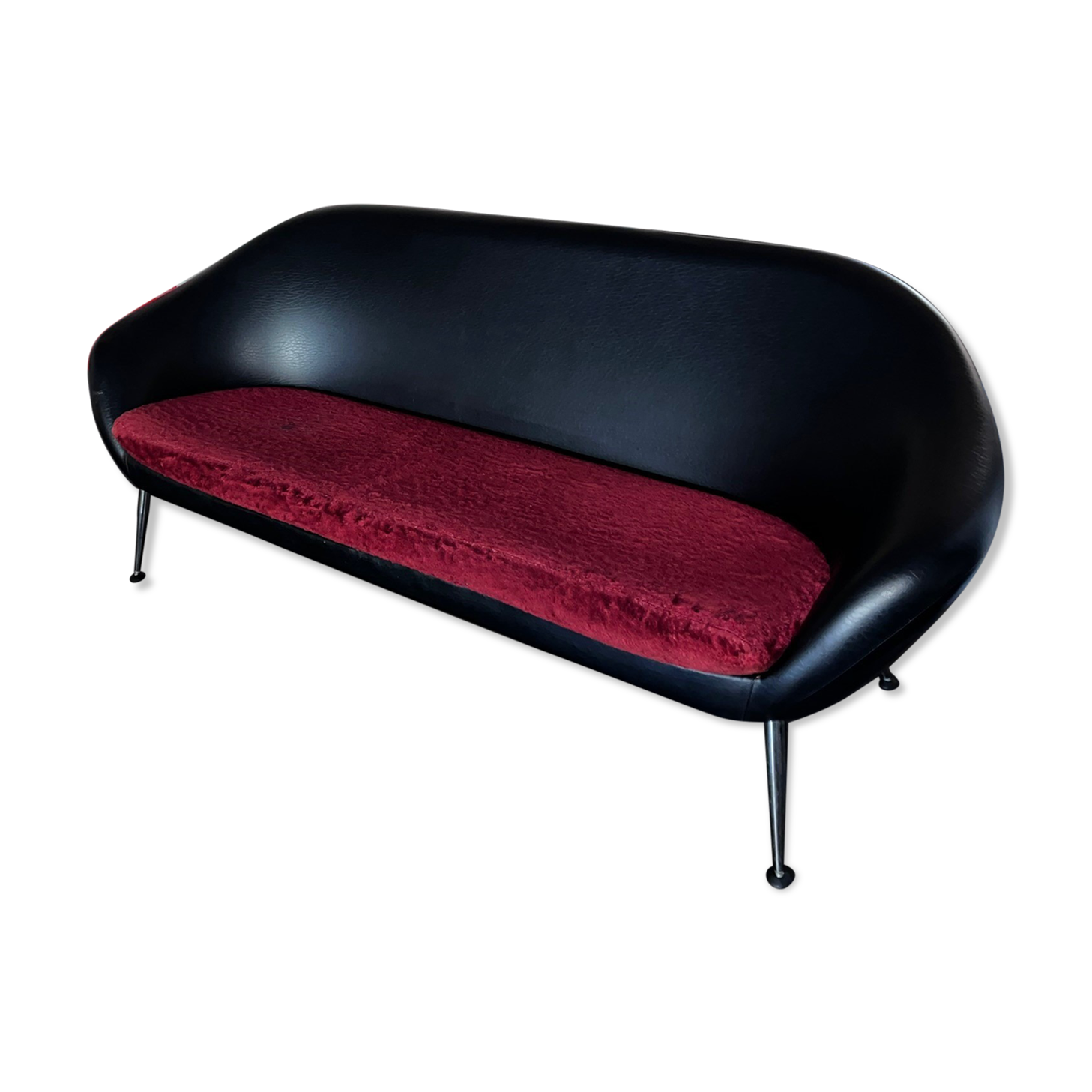 Canapé Egg en skai noir et assise rouge en tissu velours 1960