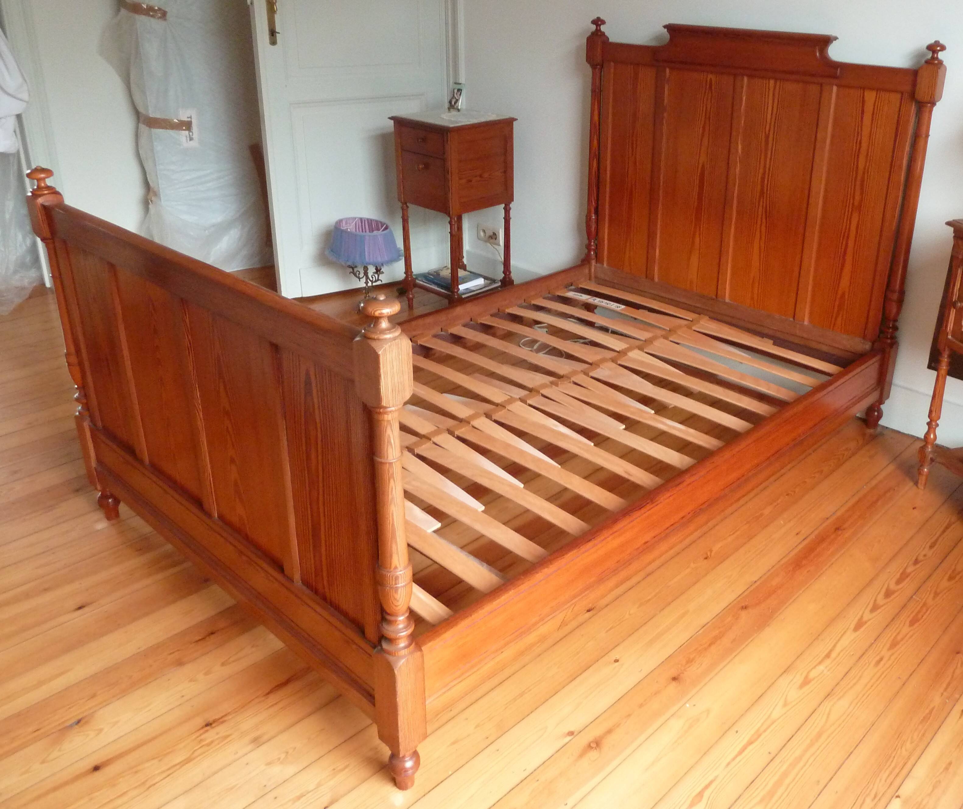 Single wooden bed in pitch pine