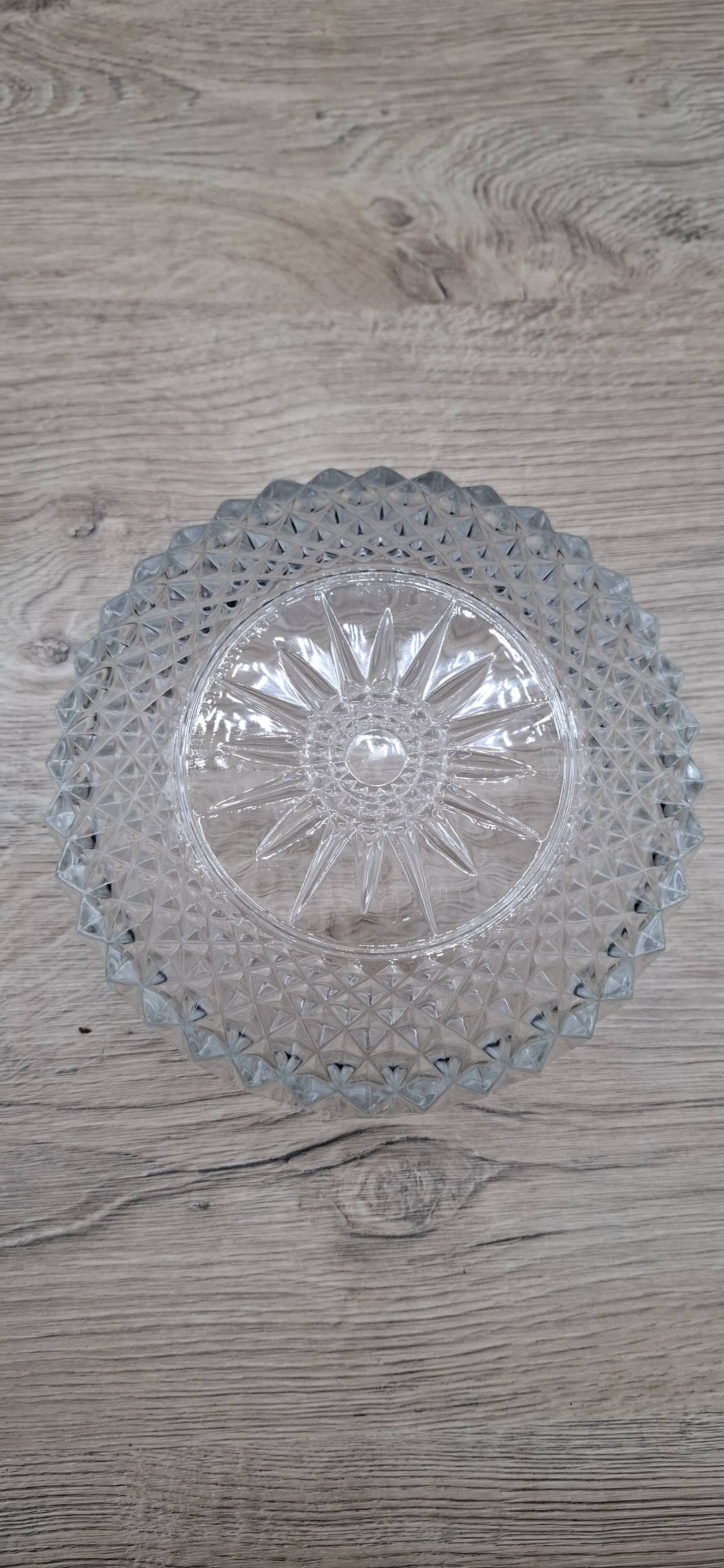 Arcoroc transparent salad bowl