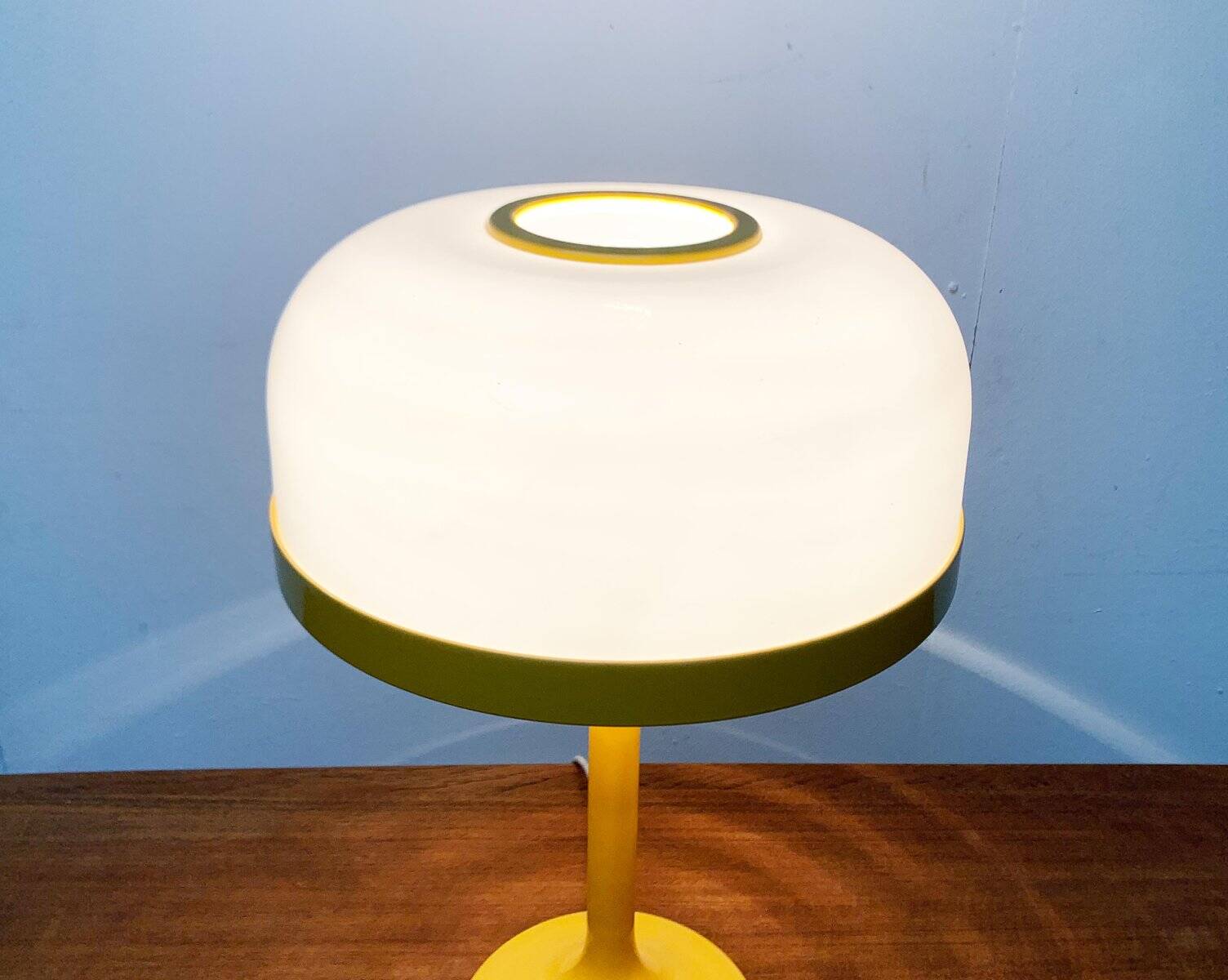 Lampe de table champignon allemande de l'ère spatiale Mid-Century de Kaiser Idell / Kaiser Leuchten, années 1960
