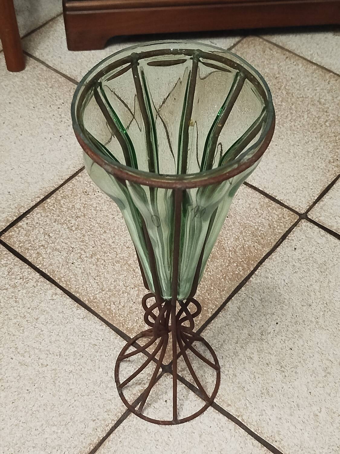 19th-century blown glass vase – Murano style with mount