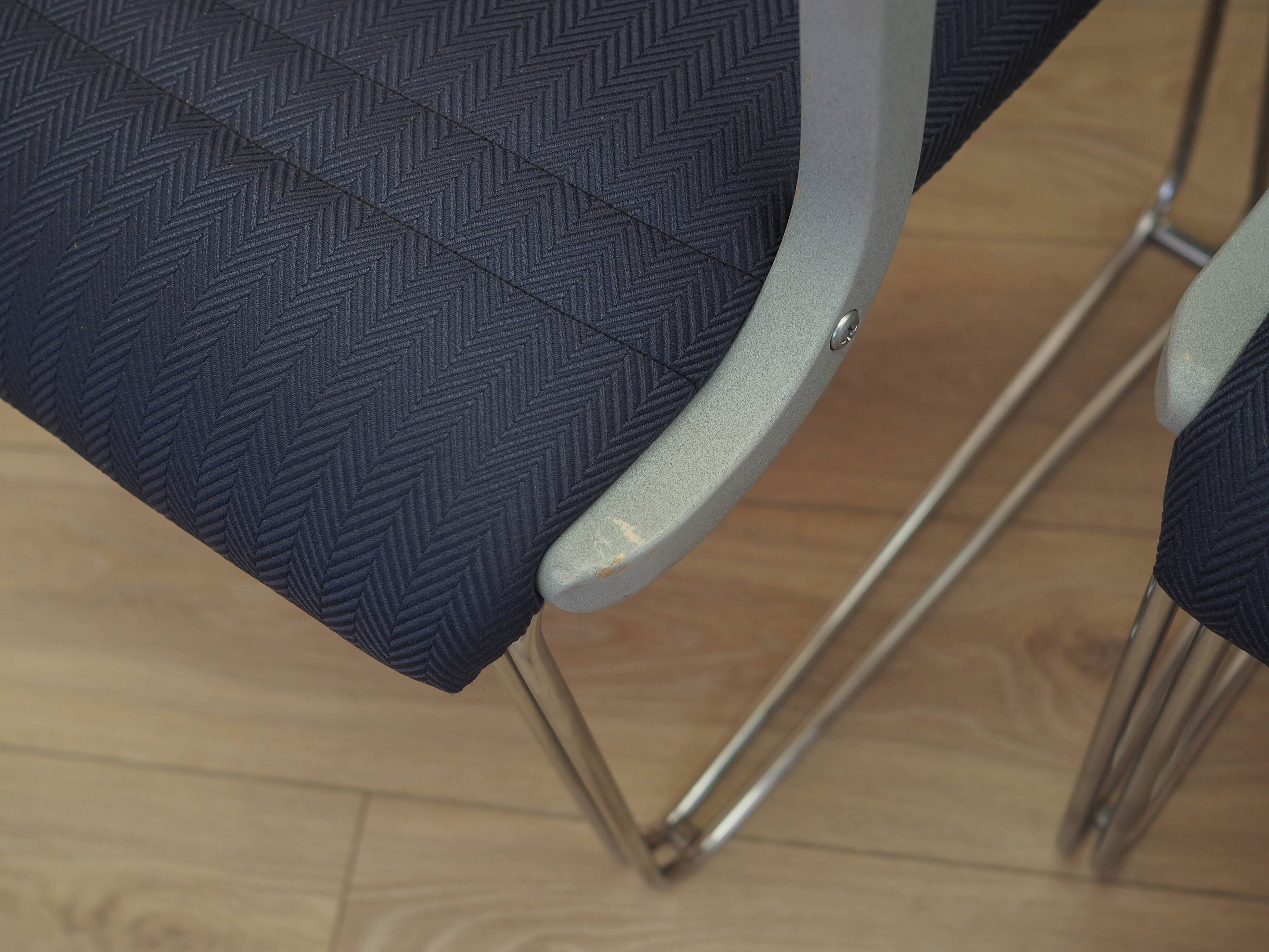 Ensemble de six fauteuils, design italien, années 1990.