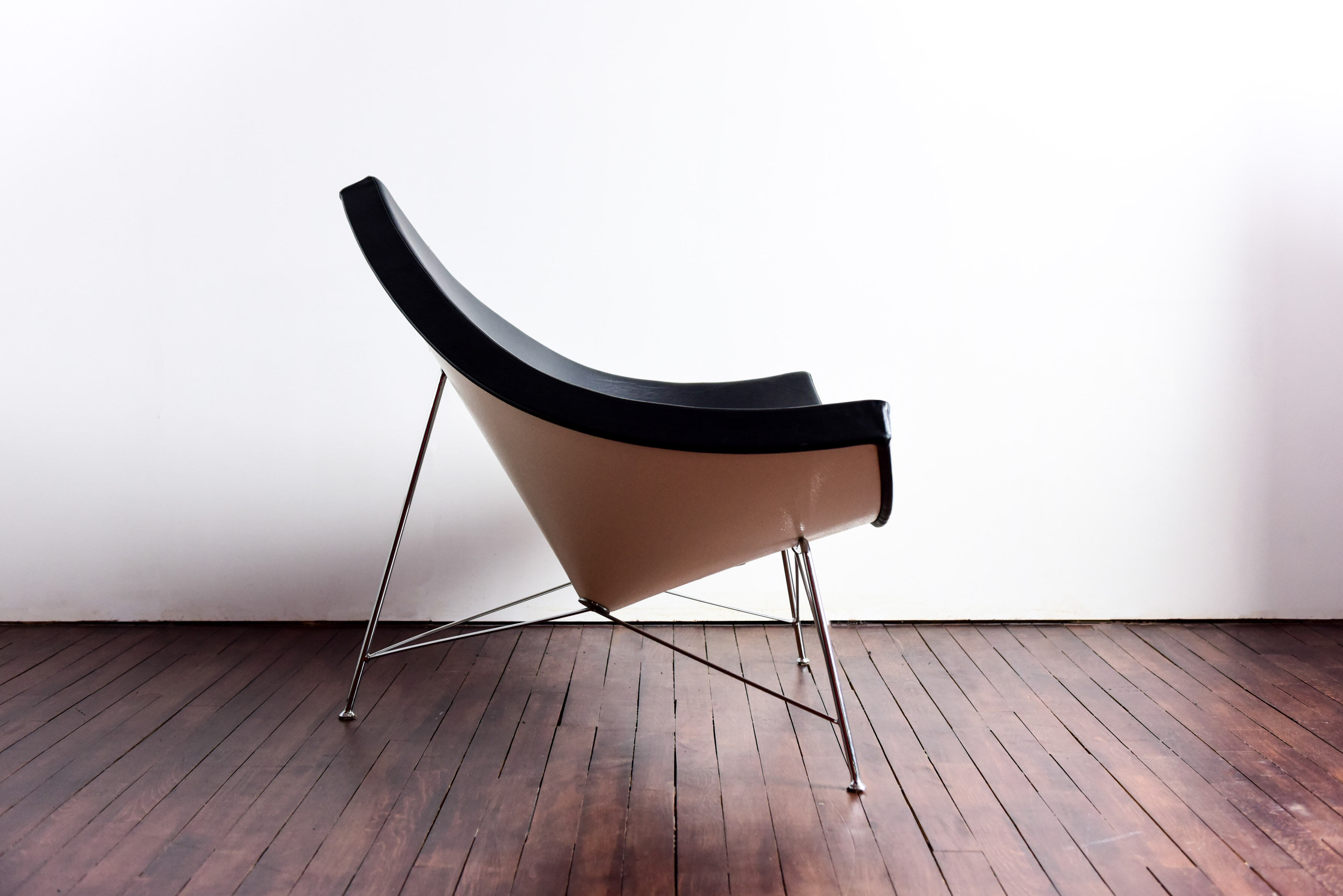 Coconut chair designed by George Nelson