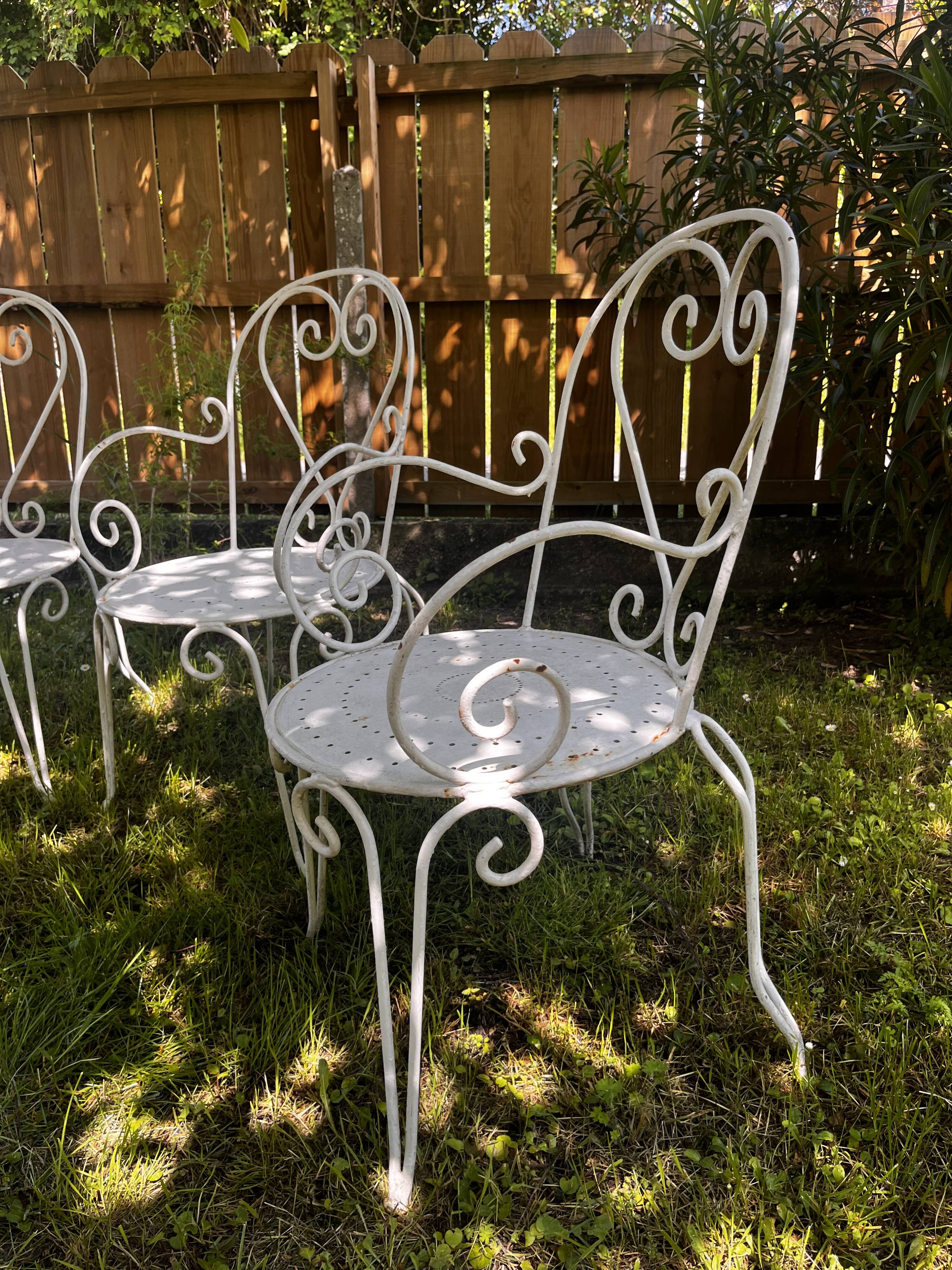 Garden chairs and armchairs