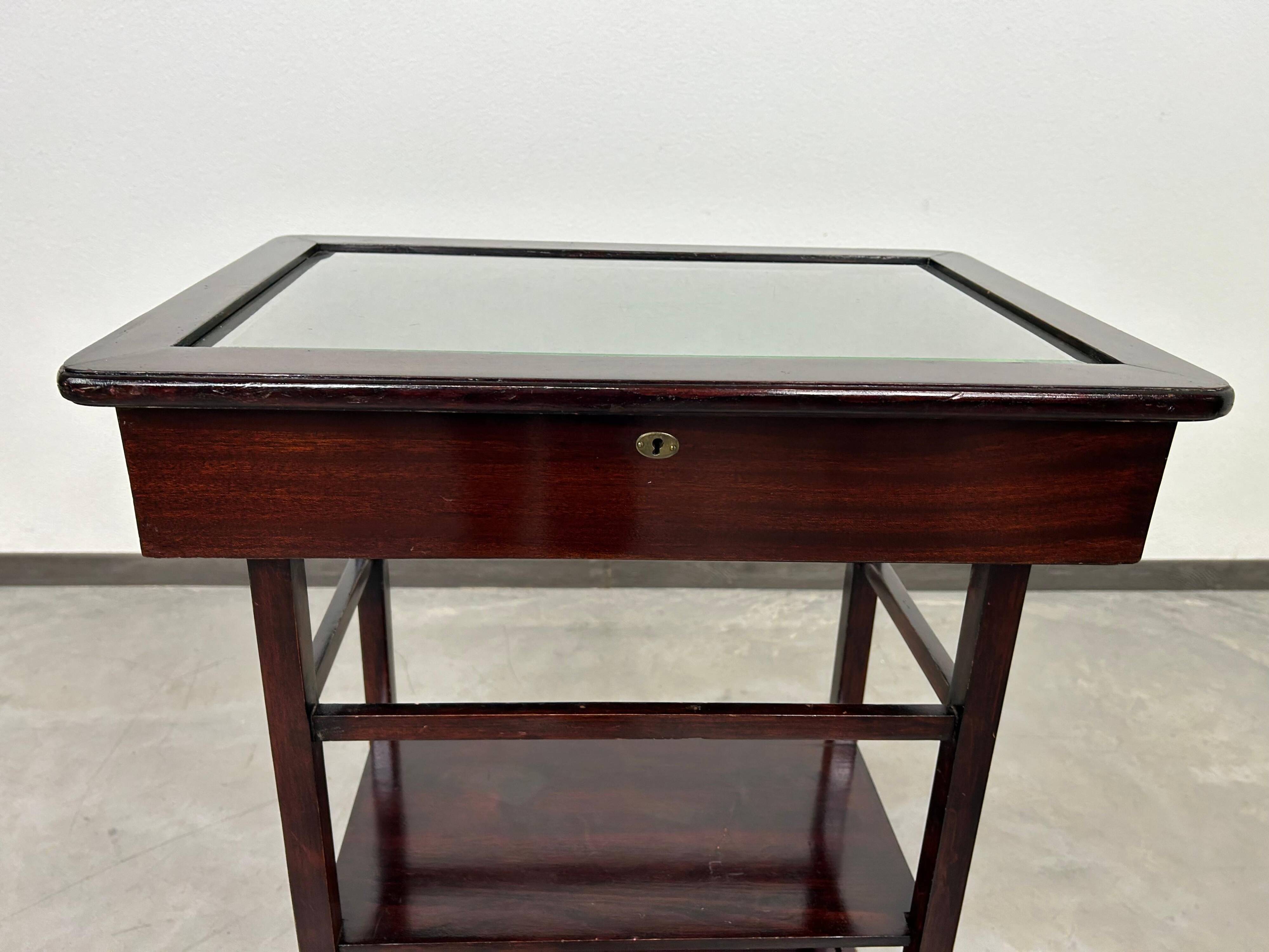 Side table Secession with double top