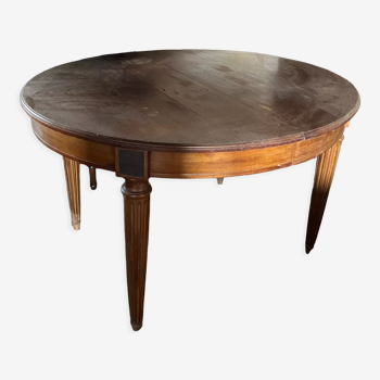 Mahogany oval table