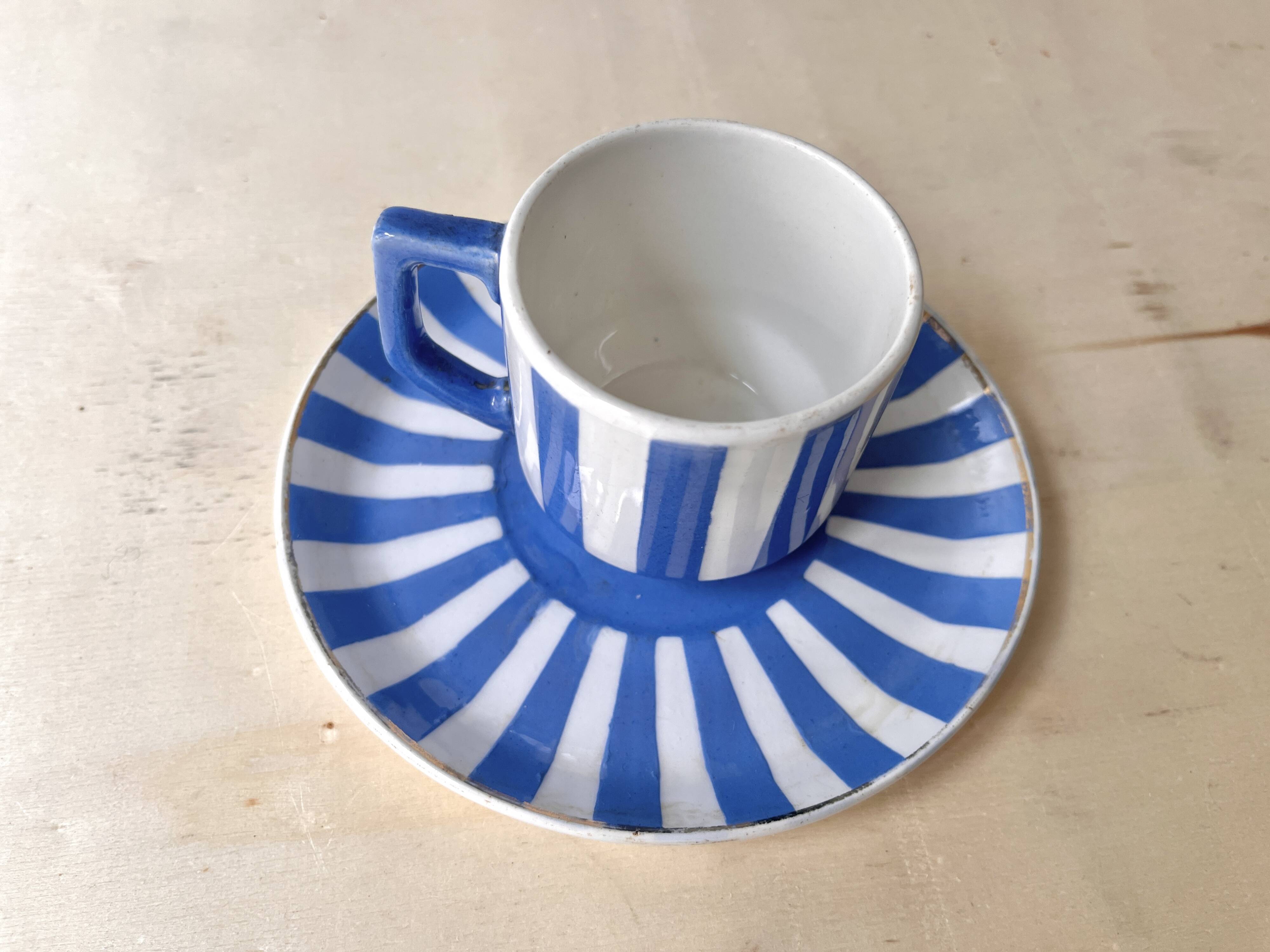 Vintage fox trott coffee cup sarreguemines, art deco striped service.