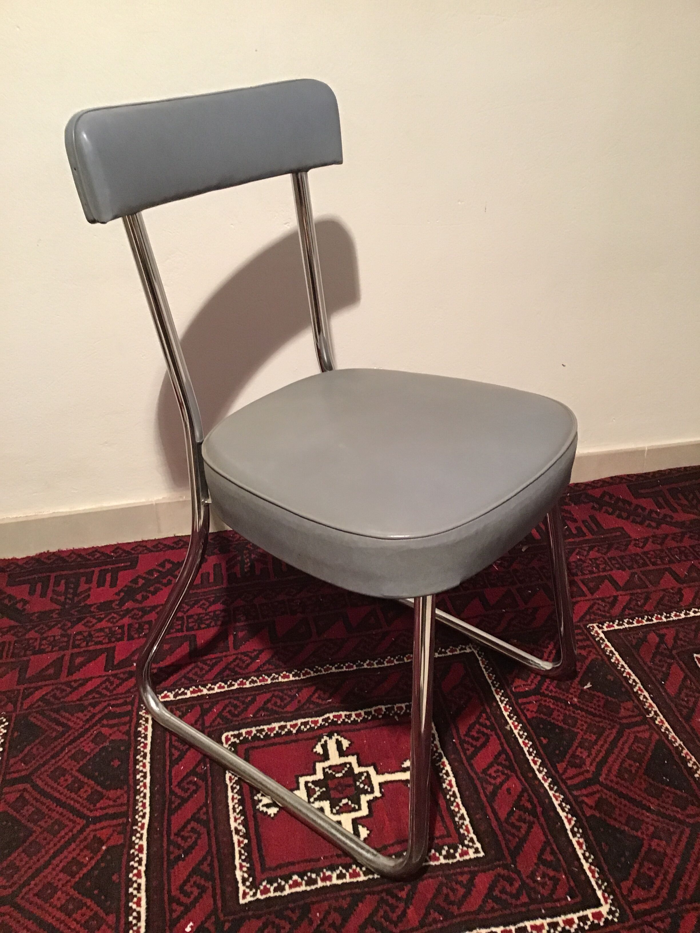 Roneo chair