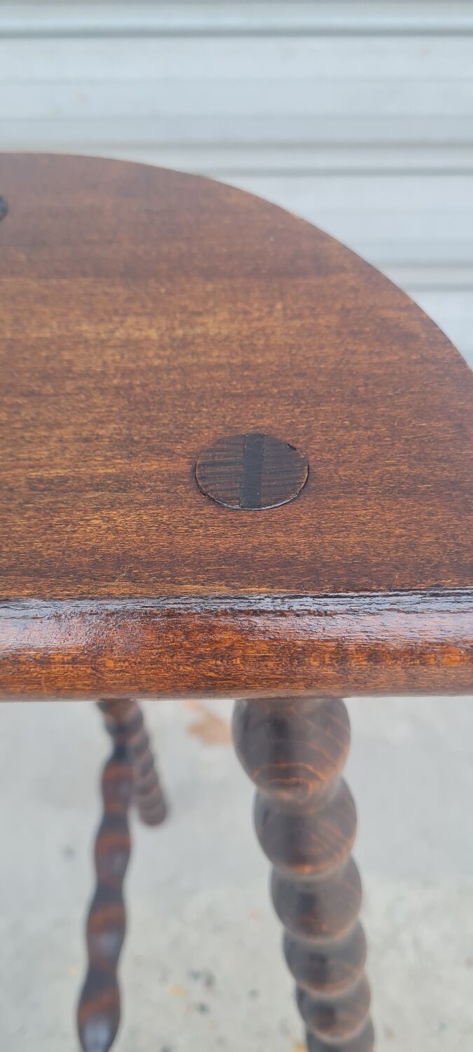 Tripod stool