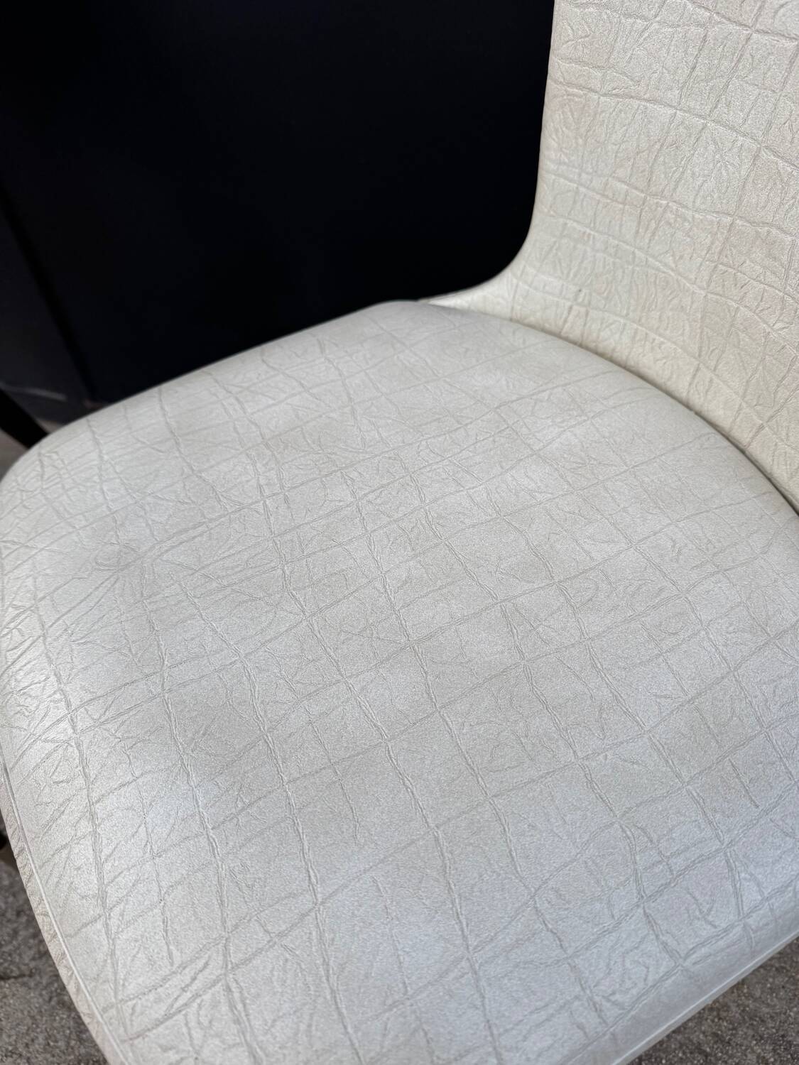 Baumann Essor chairs from the 1960s
