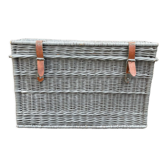 Wicker trunk early twentieth century