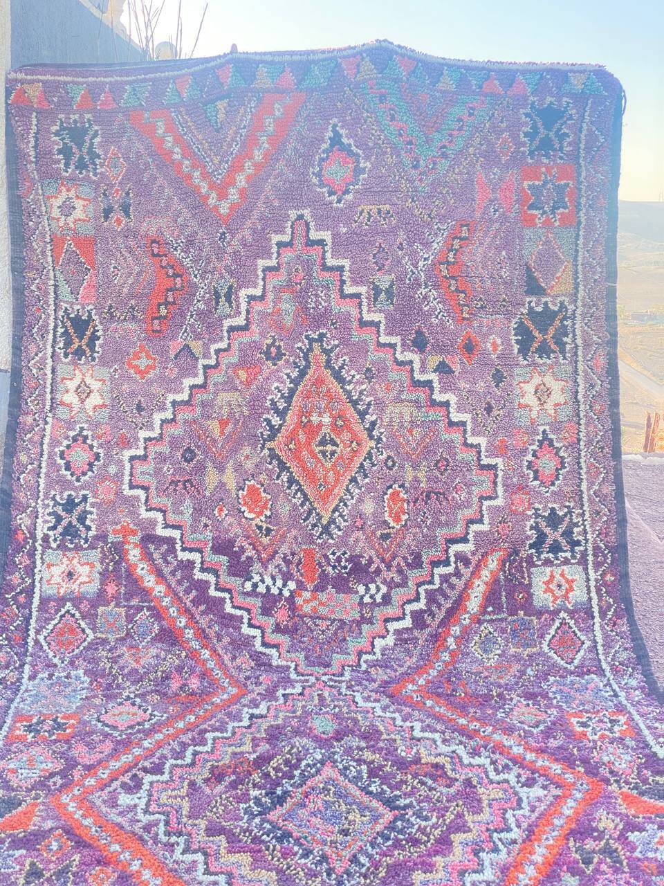Ancient Amazigh carpet – over 100 years of history