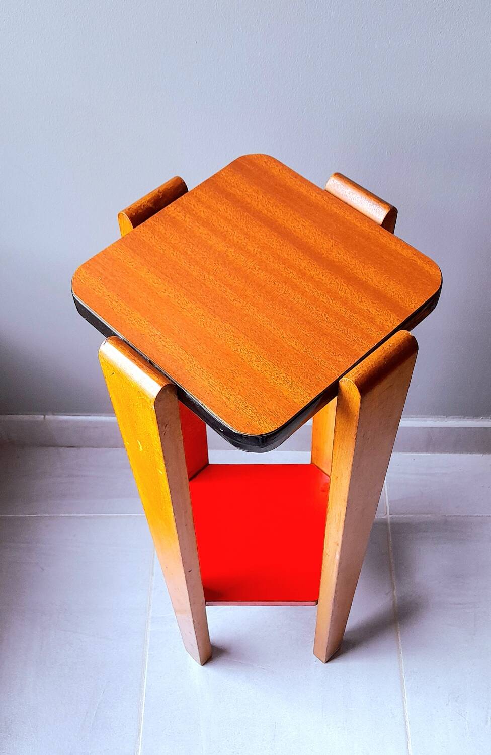 Bolster or art deco plant holder