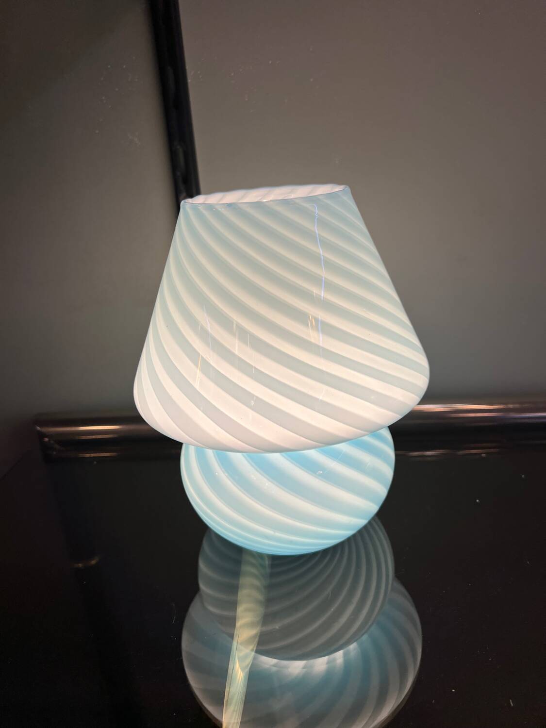 Pair of MURANO vintage mushroom bedside lamps from the 70s
