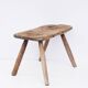 Tabouret de traite rural ancien en hêtre massif