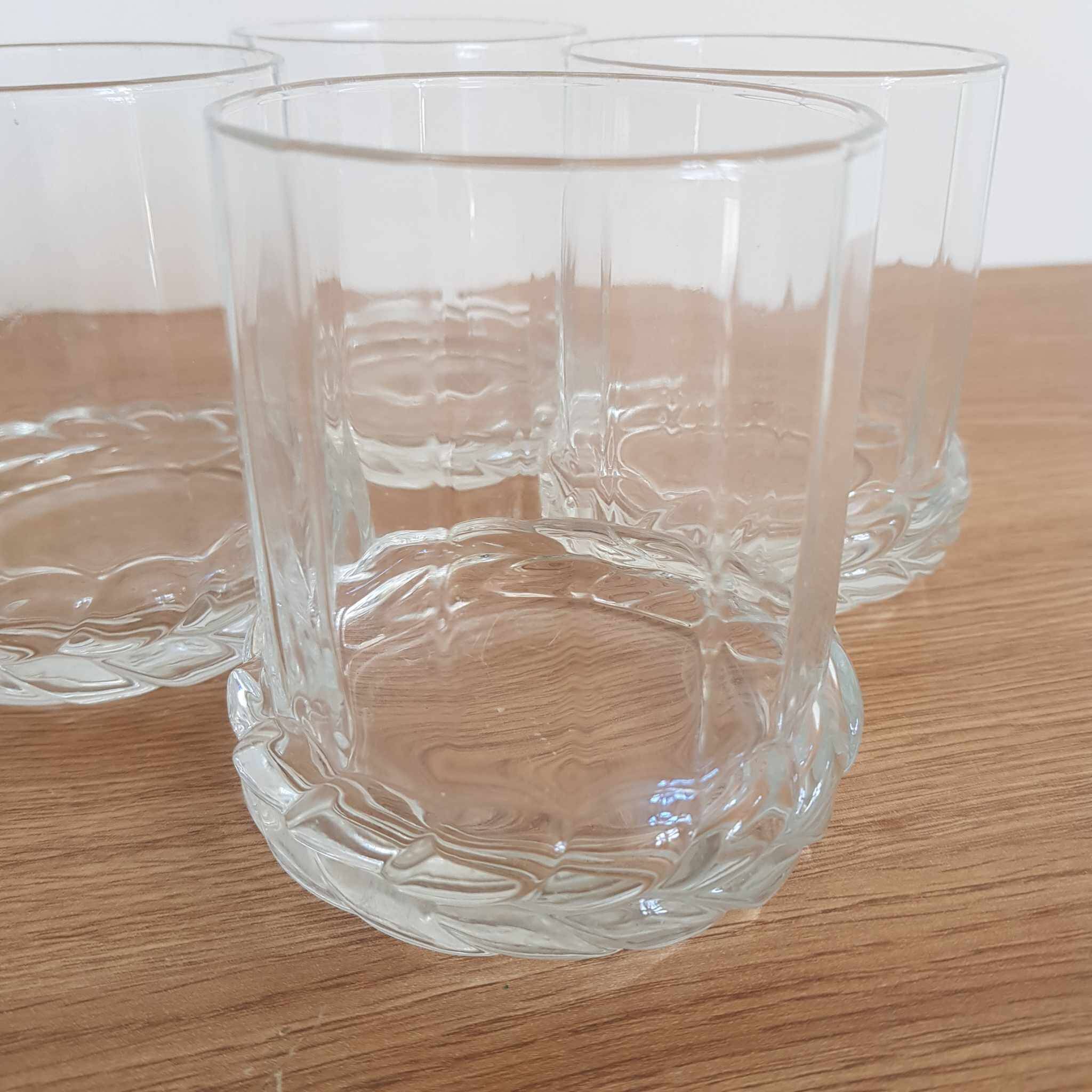 4*Large Original Stemmed Glasses