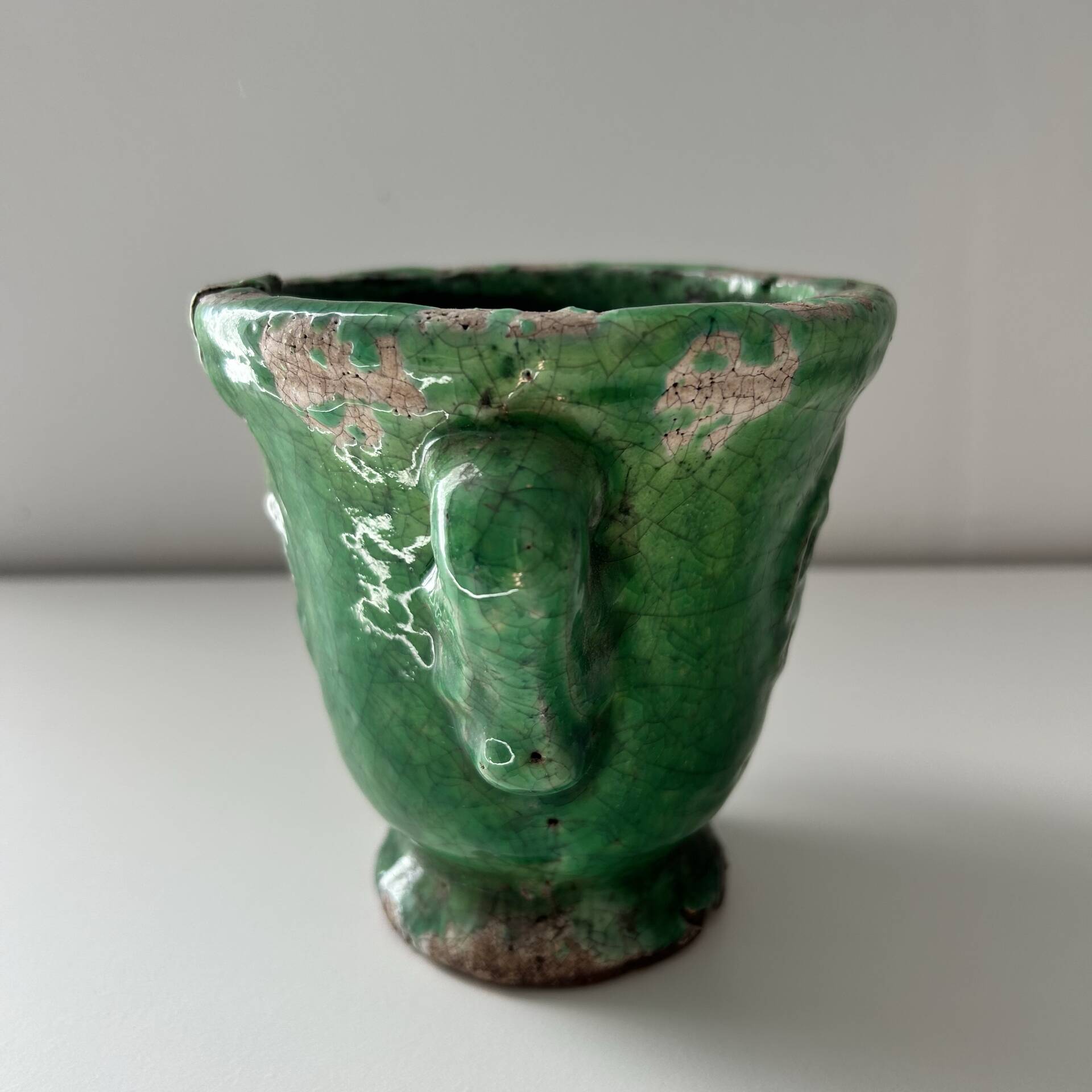 Petit vase provençal ancien