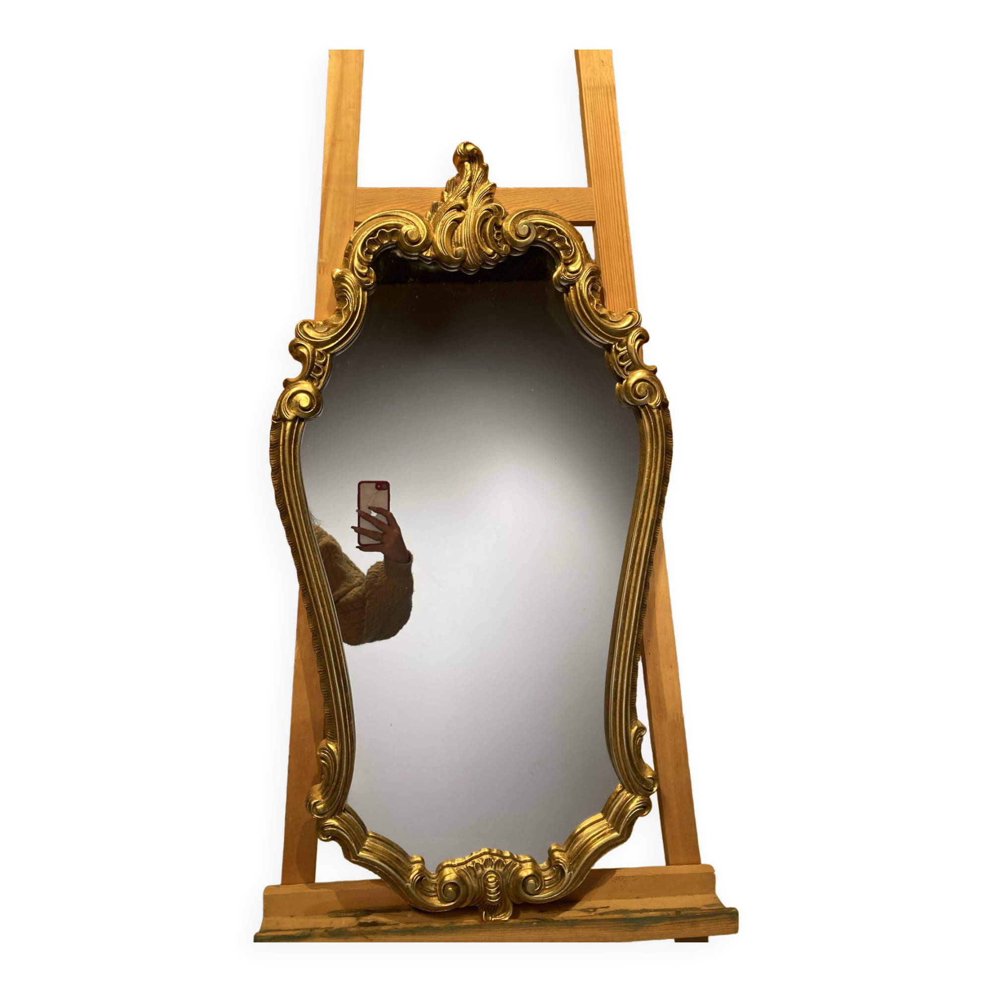 Wooden mirror with moldings