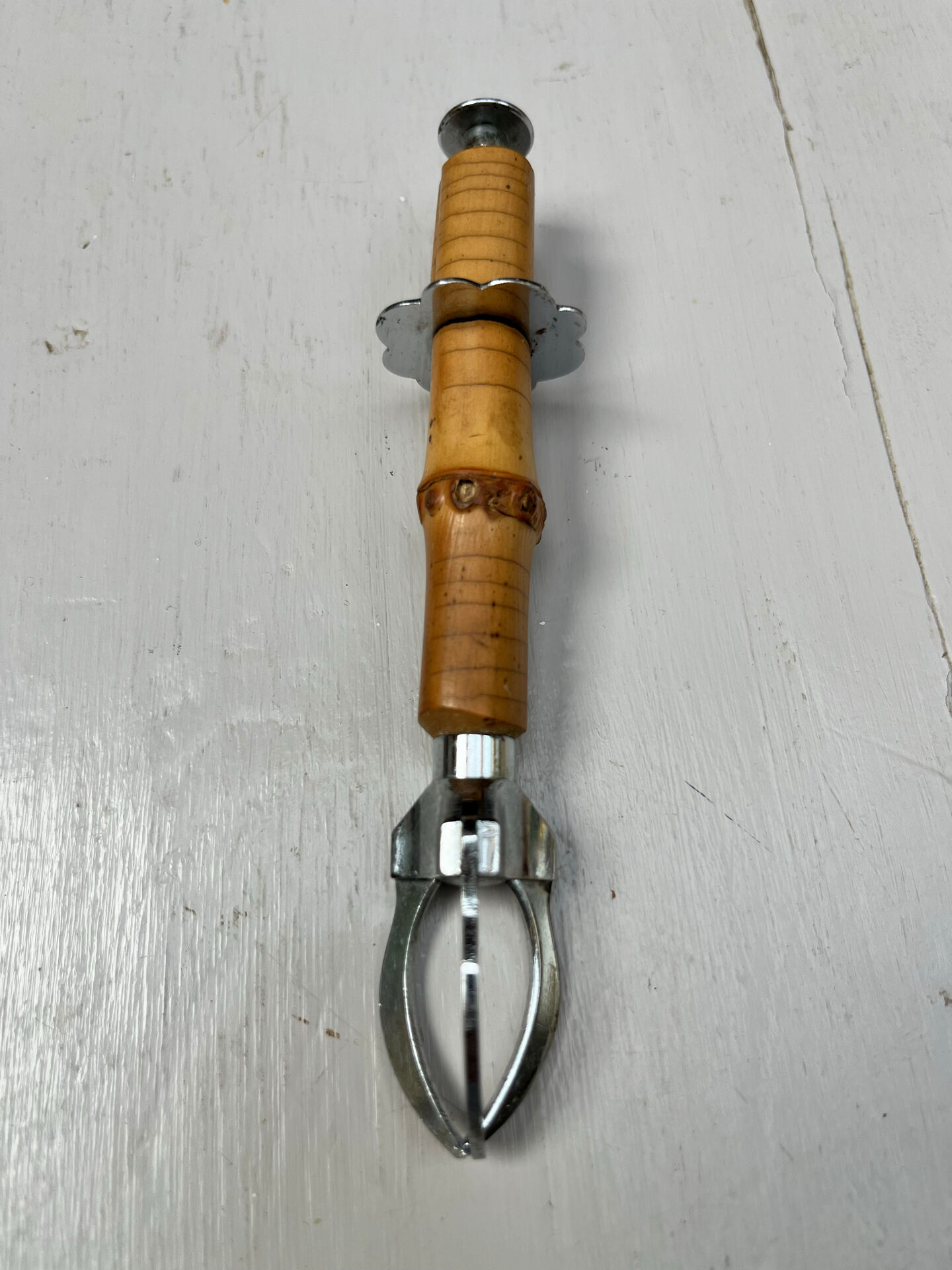 Bamboo sugar tongs