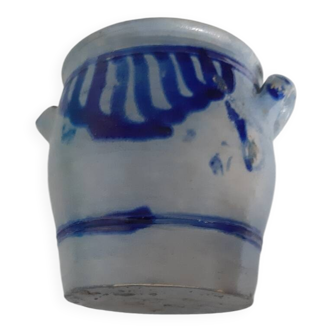 Antique stoneware pot