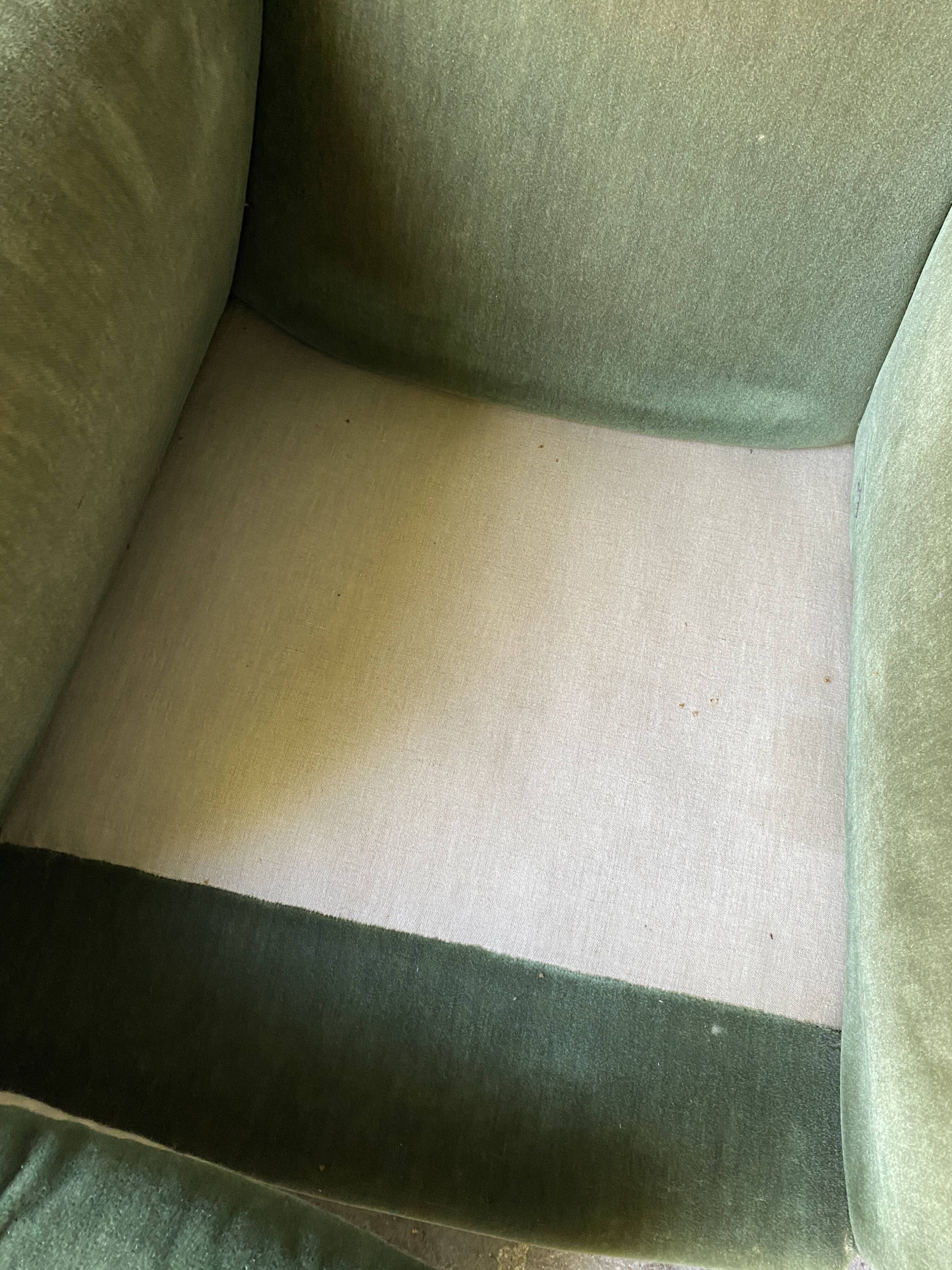 Vintage club armchair in green/khaki velvet fabric
