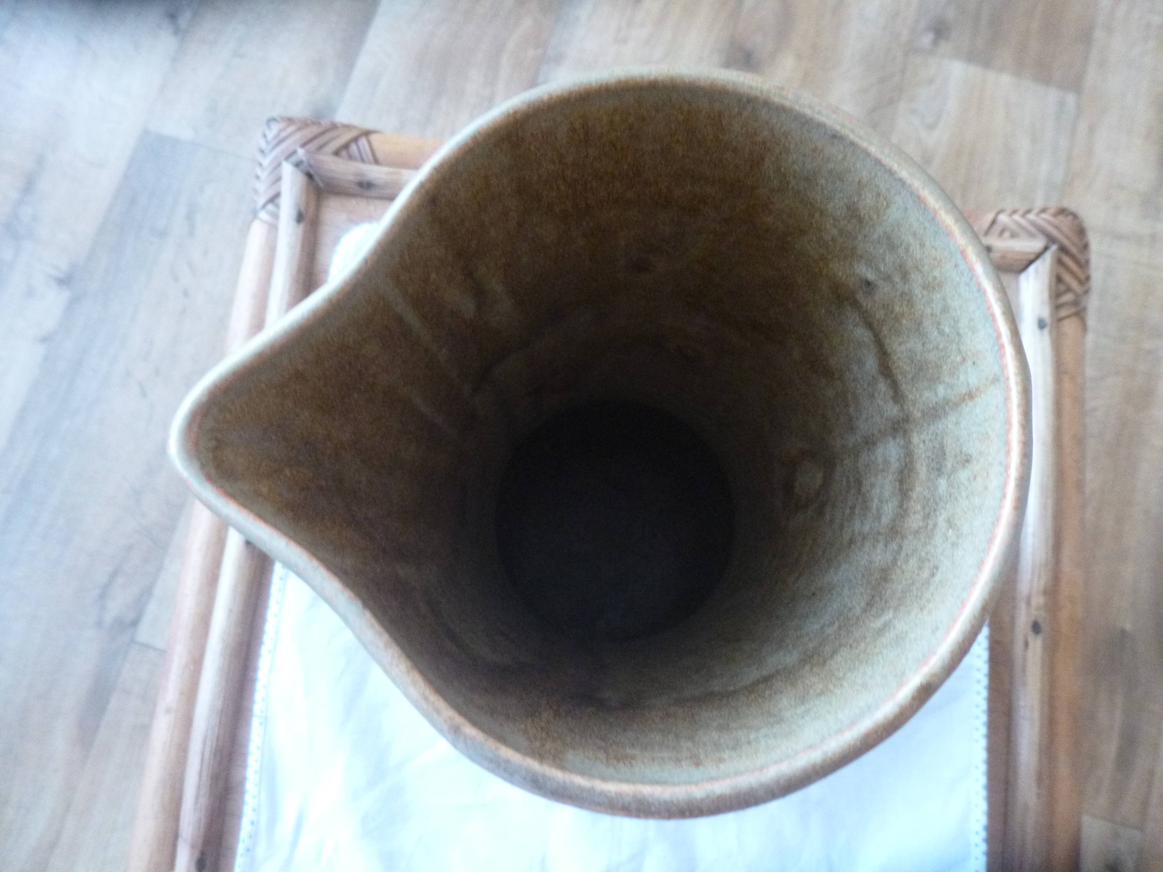 Pitcher carafe in sandstone Digoin