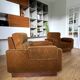 Paire de fauteuils vintage en velours et palissandre