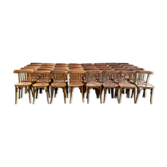 Lot de 40 chaises de bistrot en bois