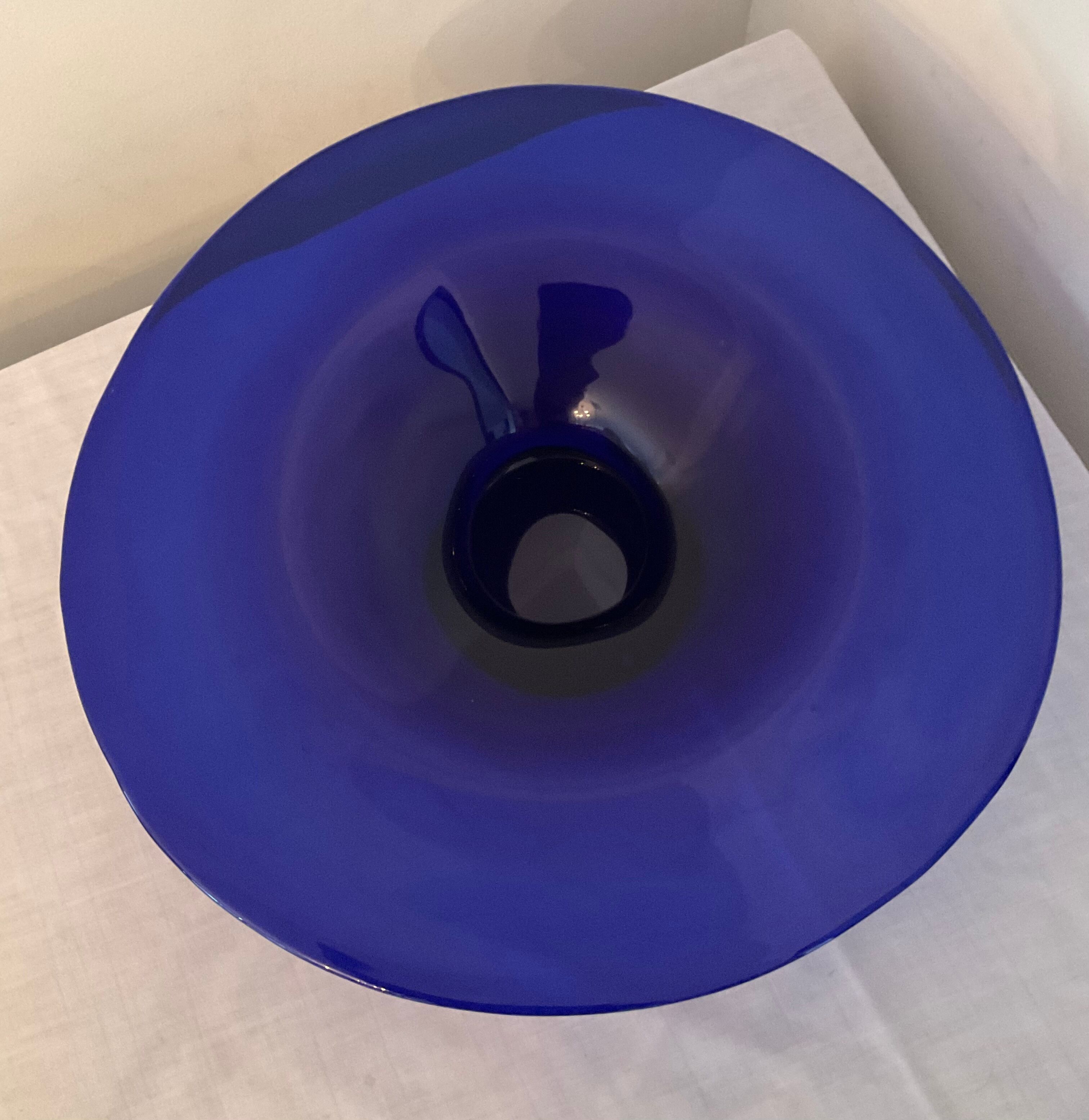 Empty pocket vintage cut in blue glass paste