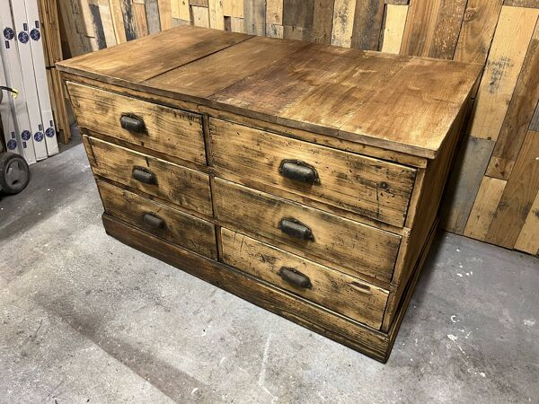 Meuble de métier en bois ancien chaussure
