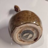 Salière en céramique représentant une petite poule