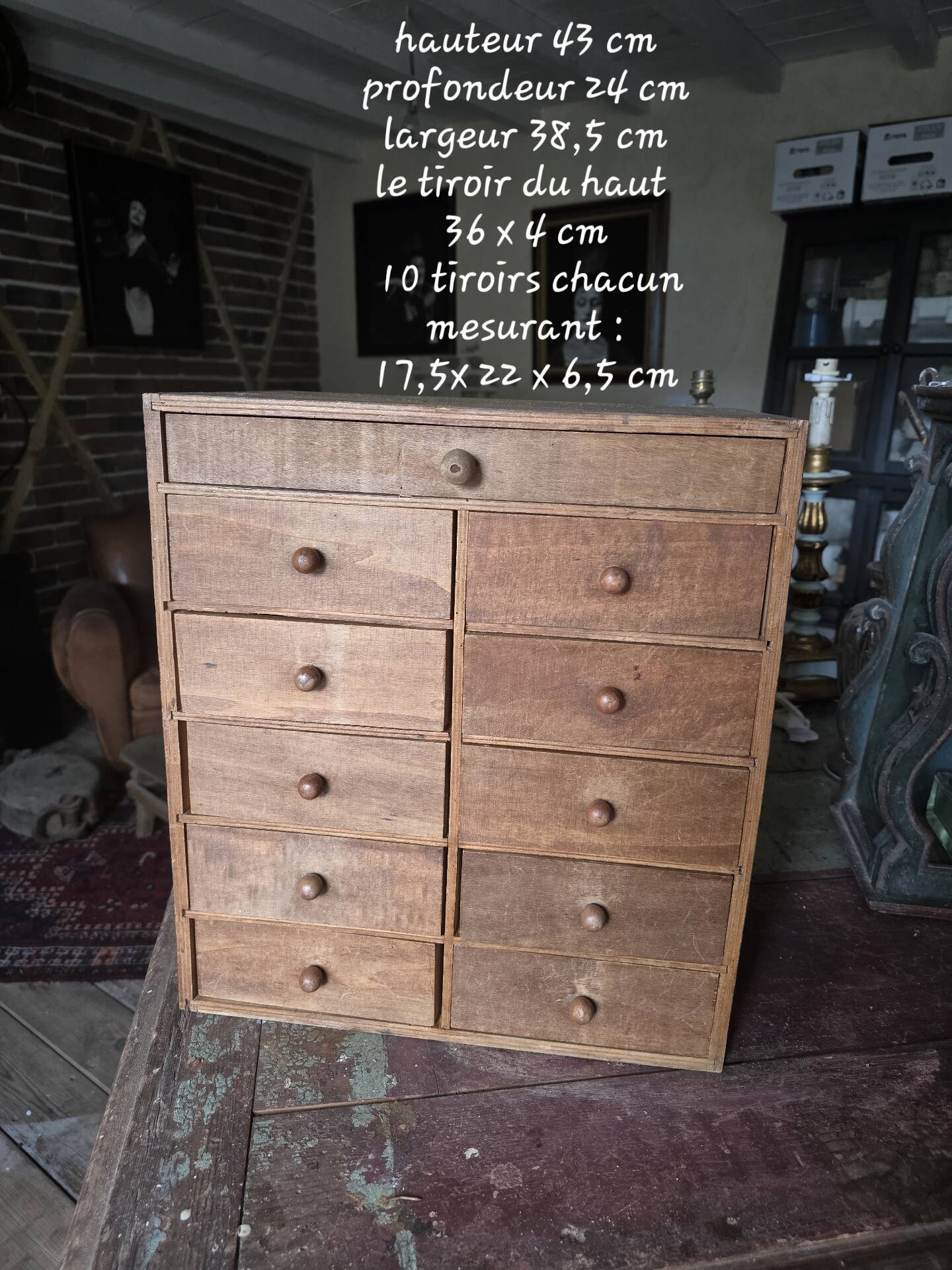 Small counter furniture