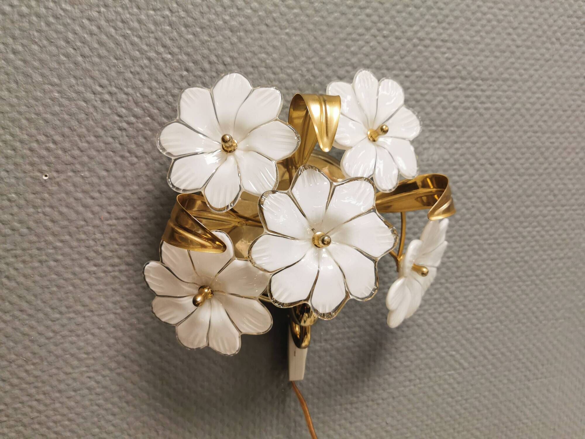 Swedish wall lamp in transparent and white glass shaped like flowers 1960s