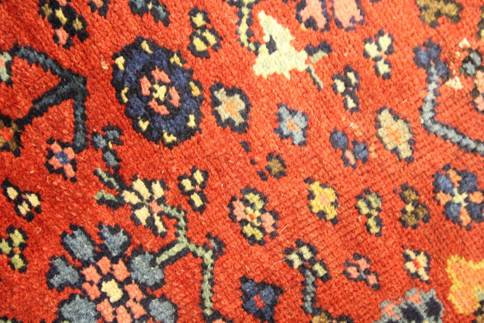 Tapis persan traditionnel noué à la main tapis de salon en laine rouge 134x136cm